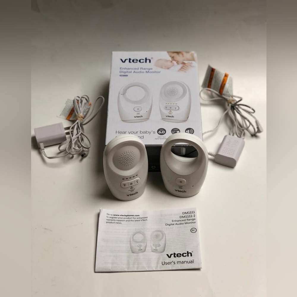 VTech DM1111 Enhanced Range Digital Audio Baby Monitor - White. New. Open box